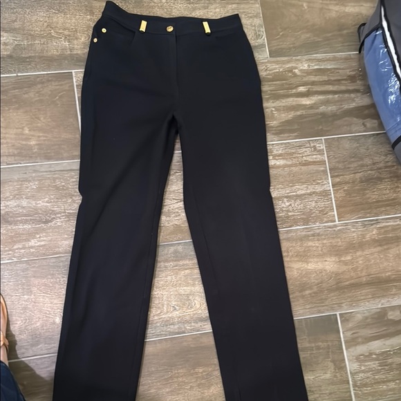 Chic St John Sport Black Trousers with Gold Details - Picture 5 of 12